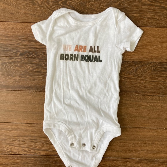 6 month onesie - Picture 1 of 1